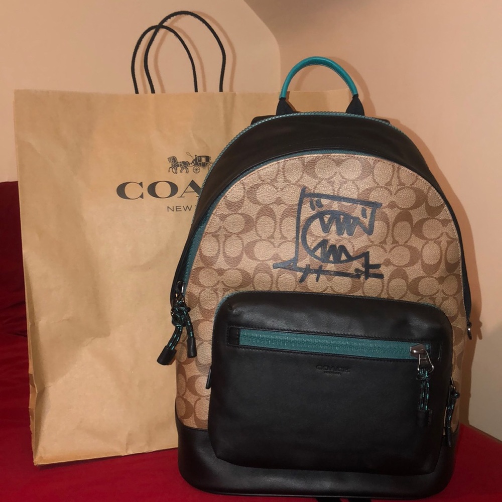 Coach x Guang Yu! Collaboration. Men backpack!